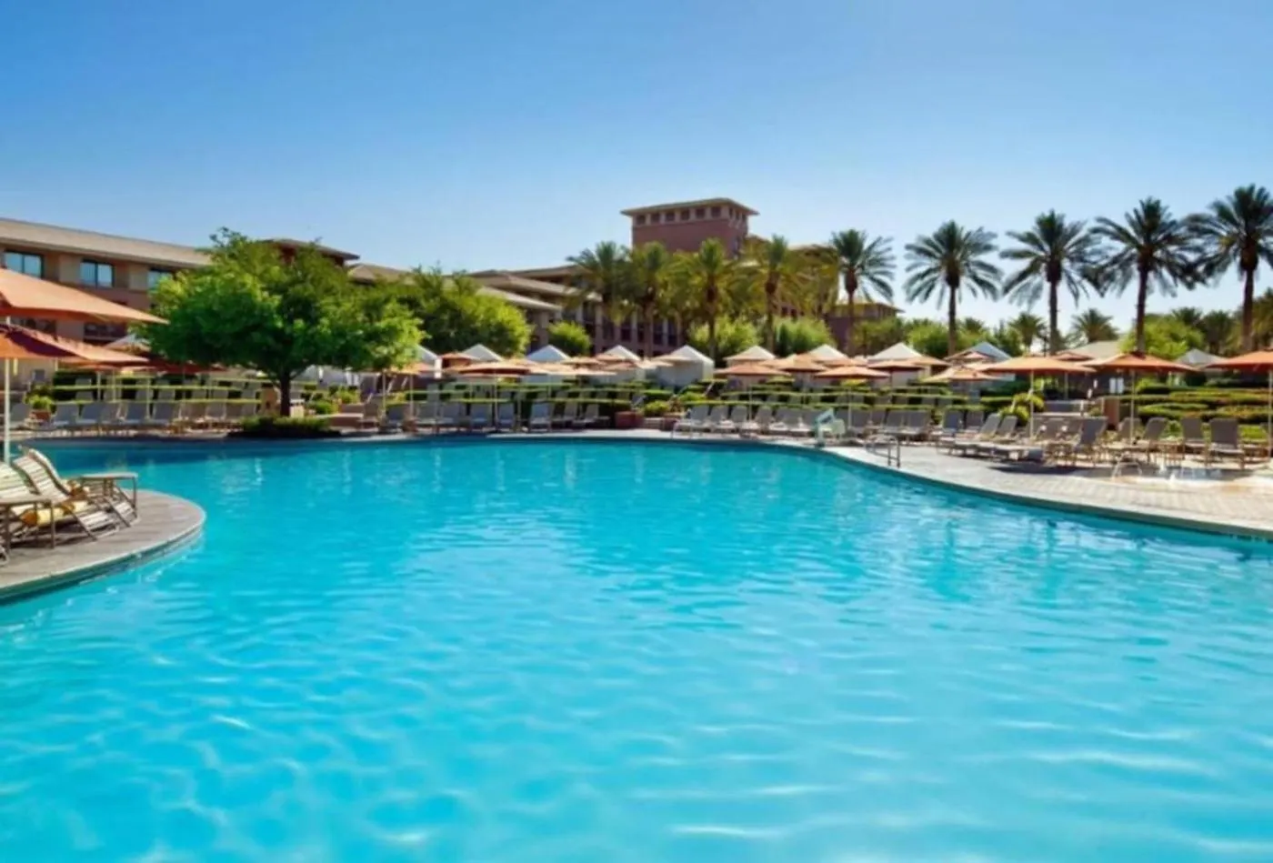 Scottsdale Sanctuary In This 1Bd Condo With Resort Amenities Fitness Room, Pools Etc